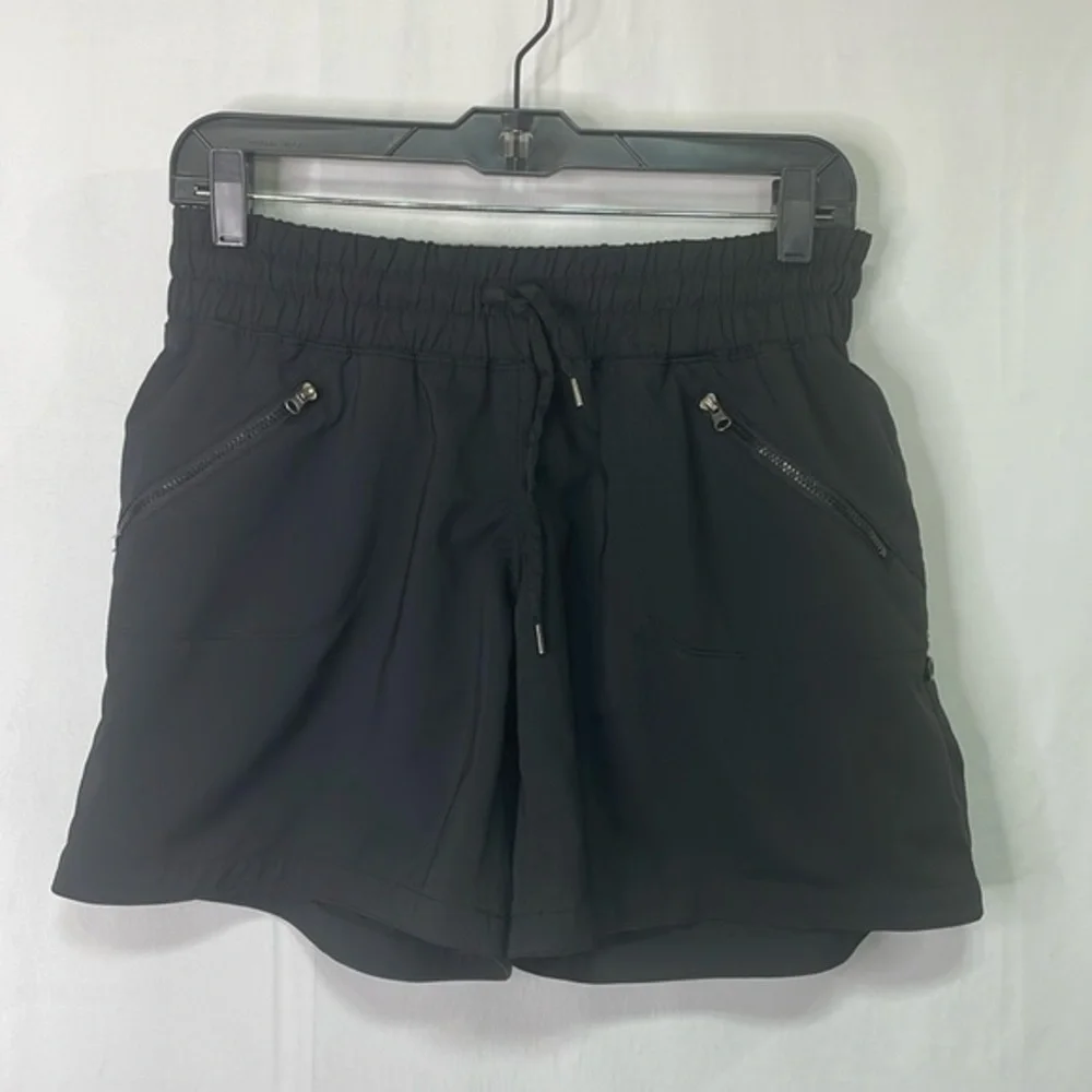 🏁Flex’N black athletic shorts with thick elastic waistband